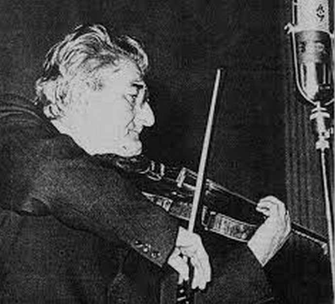 DESET VIOLINA ZA NAŠEG CARA: Čuveni virtuoz na violini ispraćen uz melodije Marša na Drinu